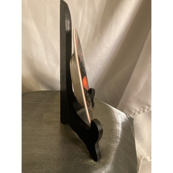 Decorative plate by Victoria & Beale 6.25" Black with Orange "Passon" design EUC - Picture 6 of 10